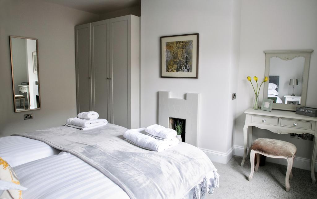Spa Apartments ฮาร์โรเกต ภายนอก รูปภาพ